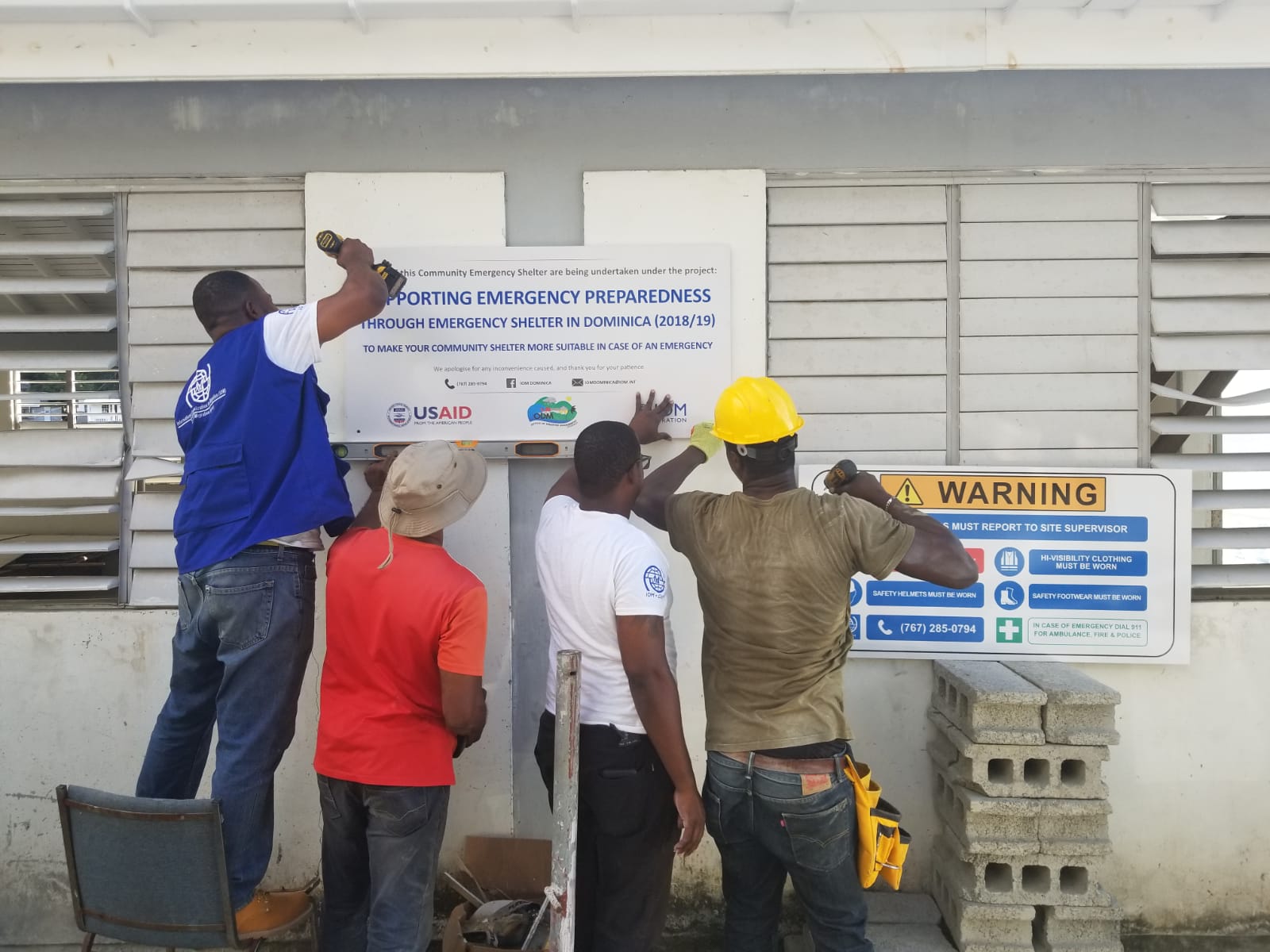  IOM Partners with Government to Repair Emergency Shelters