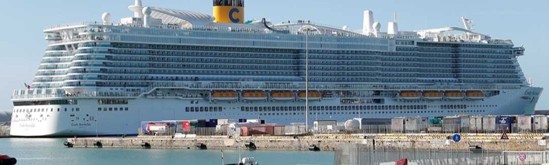  6,000 passengers held on cruise ship in Italy as Wuhan coronavirus fears spread