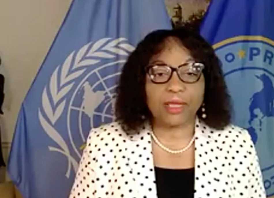 PAHO Director calls on each country to analyze trends of the pandemic before relaxing social distancing measures