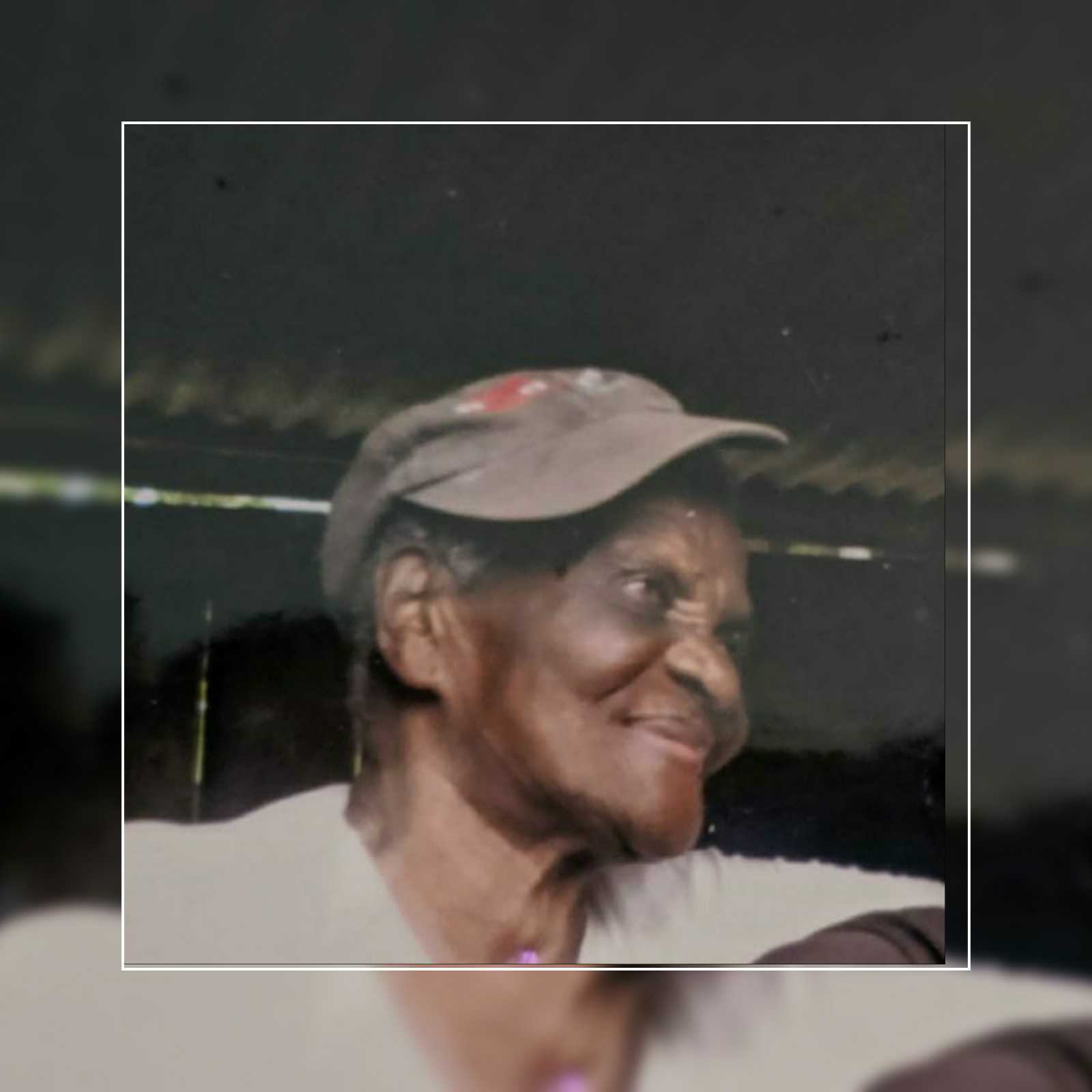 Death annoucement of 93 year old Clementina Alexander Carbon of Belles