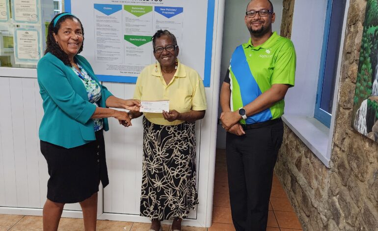 Sagicor makes donation in appreciation of Healthy Aging Month￼
