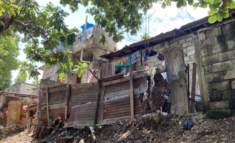 Displaced Haitians Face Greater Risks in Improvised Sites