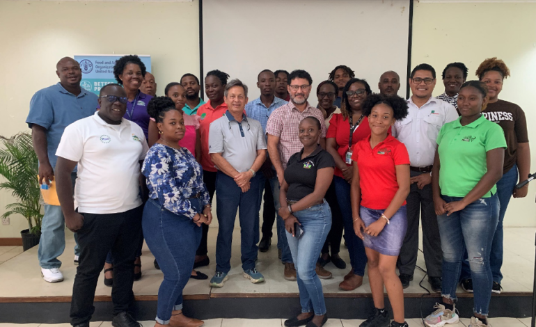 FAO promotes biological control in collaboration with Zamorano University to support farmers in St. Lucia