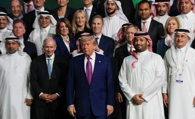 Trump Announces Plans to Lift Syria Sanctions, Seals $142 Billion Arms Deal on Saudi Visit